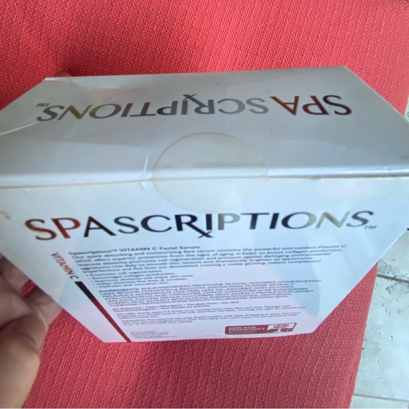 Spa Scriptions vitamin C facial serum - Picture 4 of 5